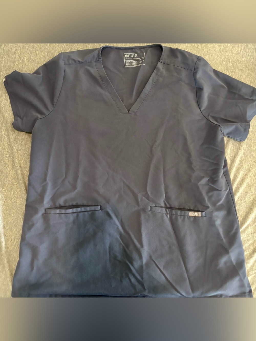 Figs Women's V-Neck Scrub Top in Navy